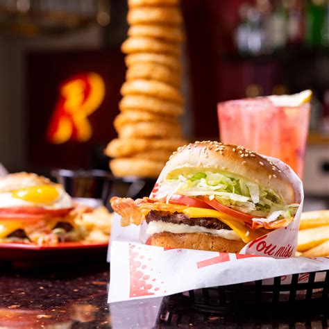 red robin clovis